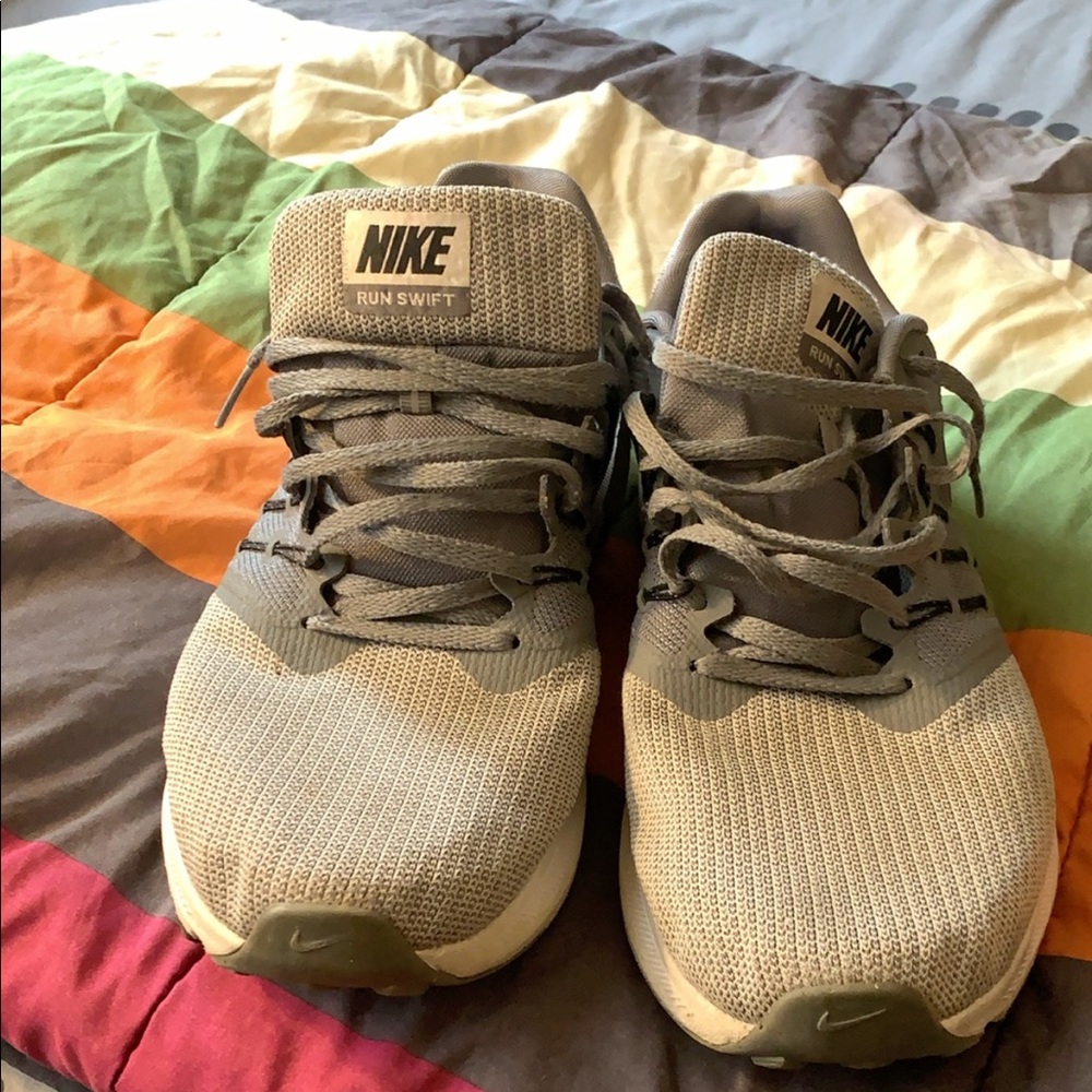 Nike run swift